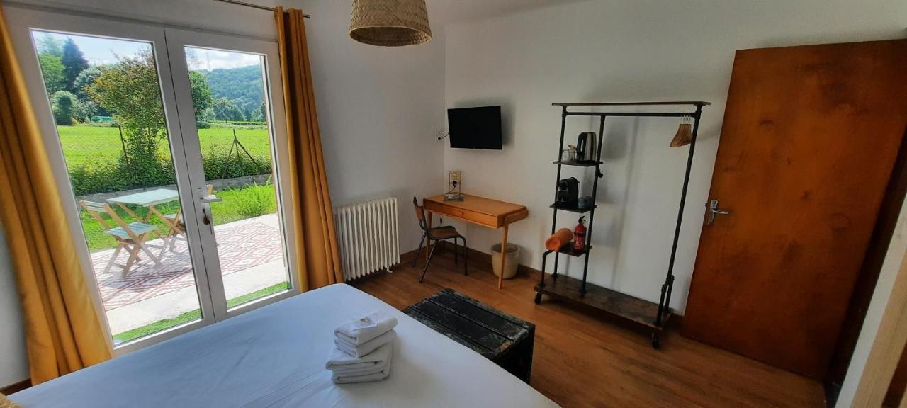 Le Jardin De Moulis, Saint Girons, Ariege, Pyrenees, Bed and Breakfast Buitenkant foto